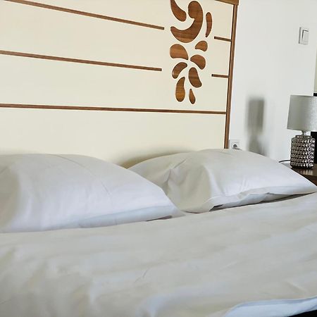 Apartament Airplane Plaza Otopeni Zewnętrze zdjęcie