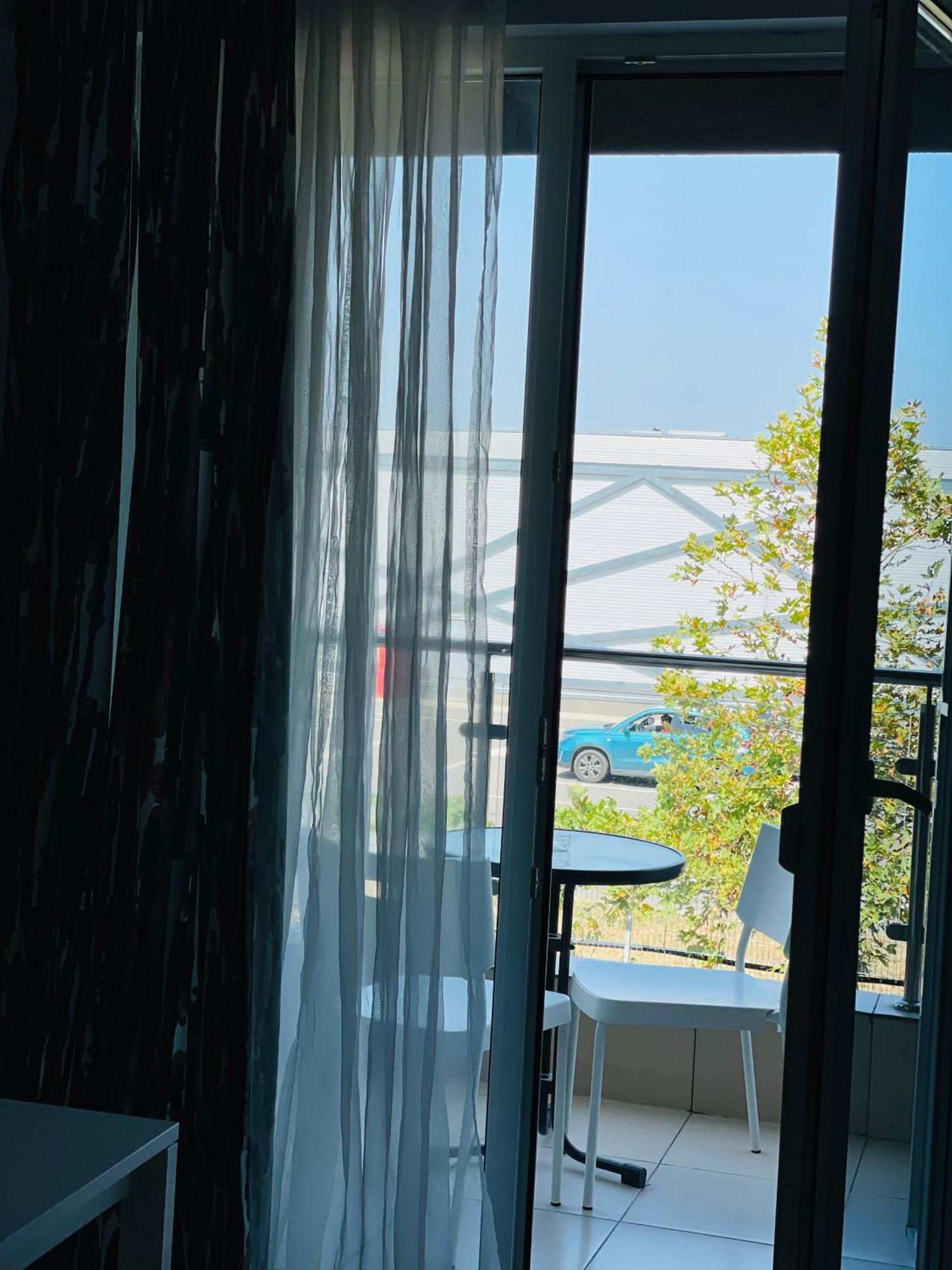 Apartament Airplane Plaza Otopeni Zewnętrze zdjęcie